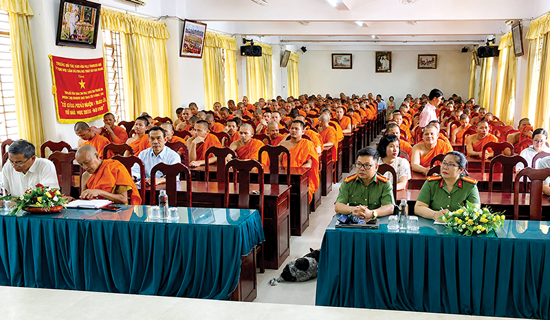 "4 không, 4 có" - Xây dựng môi trường học tập an toàn