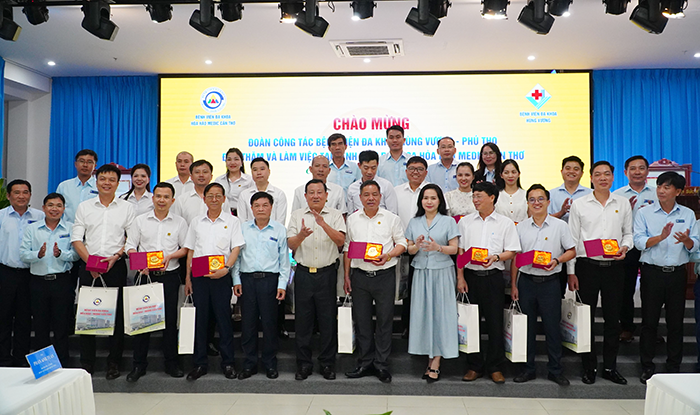 Bệnh viện Đa khoa Hòa Hảo - Medic Cần Thơ và Bệnh viện Đa khoa Hùng Vương chia sẻ kinh nghiệm cải tiến chất lượng