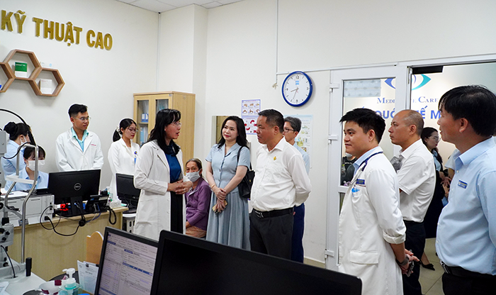 Bệnh viện Đa khoa Hòa Hảo - Medic Cần Thơ và Bệnh viện Đa khoa Hùng Vương chia sẻ kinh nghiệm cải tiến chất lượng