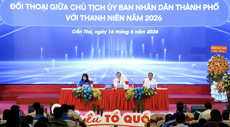 Tiếp tục hoàn thiện cơ chế, chính sách thu hút nguồn nhân lực trẻ chất lượng cao