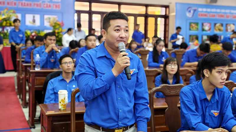 Tiếp tục hoàn thiện cơ chế, chính sách thu hút nguồn nhân lực trẻ chất lượng cao