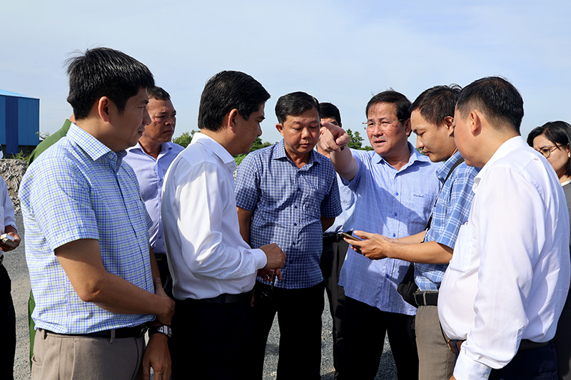 Quan tâm mời gọi nhà đầu tư thứ cấp vào khu công nghiệp, tạo việc làm và sinh kế cho người dân địa phương