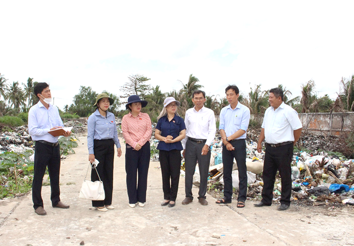 Đoàn đại biểu Quốc hội TP Cần Thơ khảo sát công tác bảo vệ môi trường tại xã Cù Lao Dung và An Thạnh