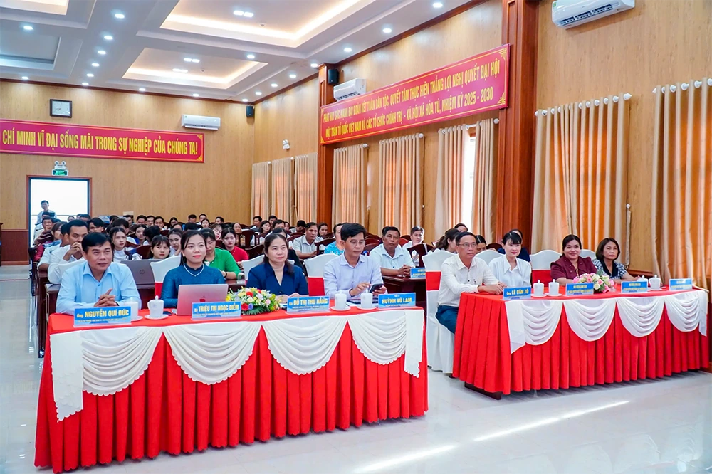 Sôi nổi Cuộc thi tuyên truyền viên giỏi MTTQ trong công tác phòng, chống tác hại của thuốc lá