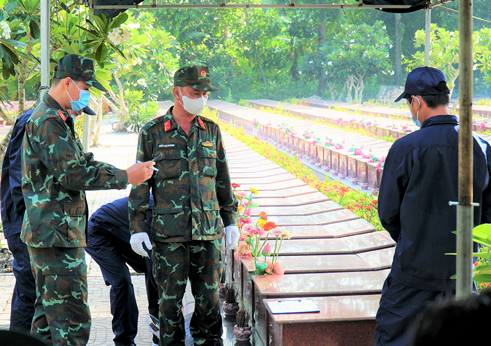 Hành trình tìm lại tên các anh hùng liệt sĩ