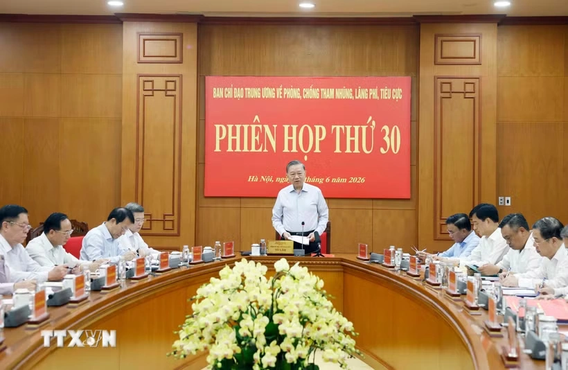 Tư duy và hành động mới về chống "giặc nội xâm" trong giai đoạn phát triển mới