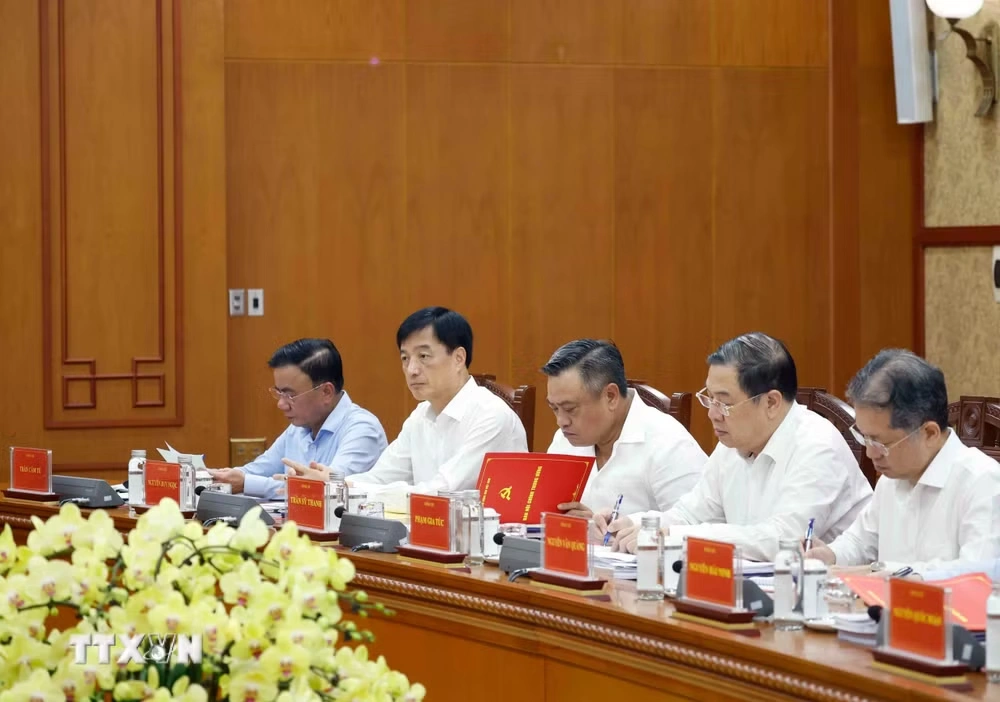 Tư duy và hành động mới về chống "giặc nội xâm" trong giai đoạn phát triển mới
