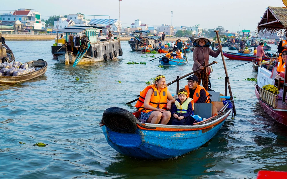 ទីក្រុងកឹងធើជំរុញកិច្ចការបរទេស និងសមារហរណកម្មអន្តរជាតិ