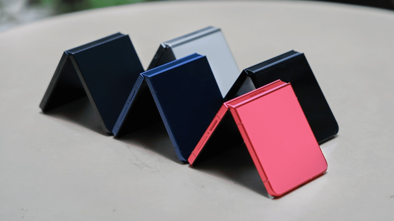 Samsung Z Flip 8 và câu chuyện thiết kế gập nhỏ gọn cho người dùng hiện đại