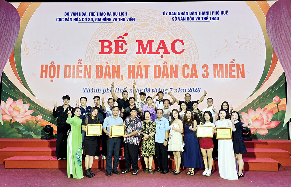 Chương trình thi diễn của TP Cần Thơ đoạt Huy chương Vàng tại Hội diễn Đàn, Hát dân ca 3 miền