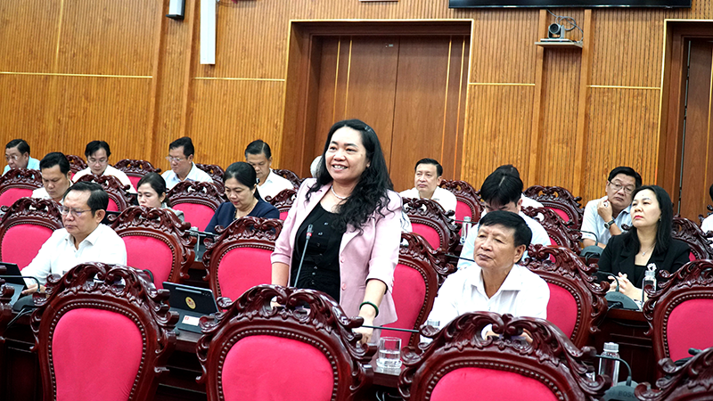 ថ្នាក់ដឹកនាំទីក្រុងកឹងធើគ្រប់លំដាប់ថ្នាក់ ពិភាក្សាលទ្ធផលអនុវត្តសេចក្តីសម្រេចចិត្តជាយុទ្ធសាស្ត្រចំនួន ១០ របស់មជ្ឈិម