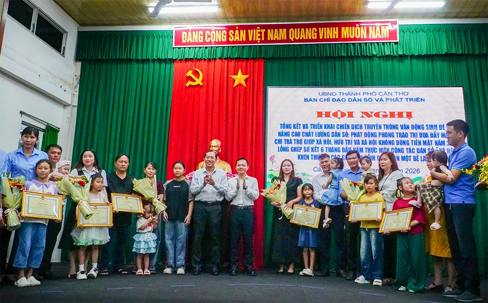 Cần Thơ triển khai đồng thời 2 chiến dịch lớn về dân số và an sinh xã hội