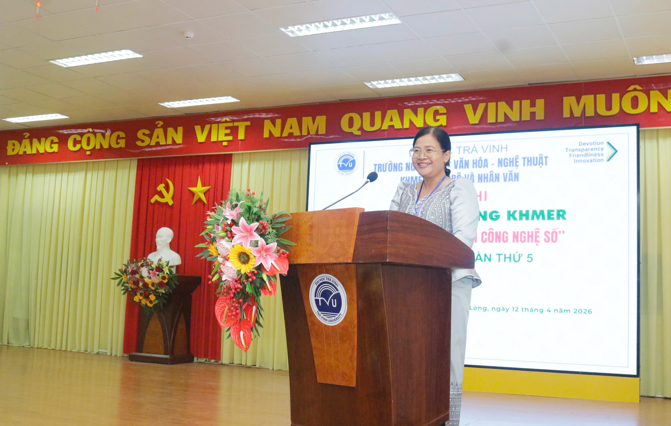 សាកលវិទ្យាល័យត្រាវិញ ចំណុចលេខធ្លោក្នុងការបណ្តុះបណ្តាលវប្បធម៌ខ្មែរនិងបណ្តាគោលនយោបាយអនុគ្រោះពិសេស