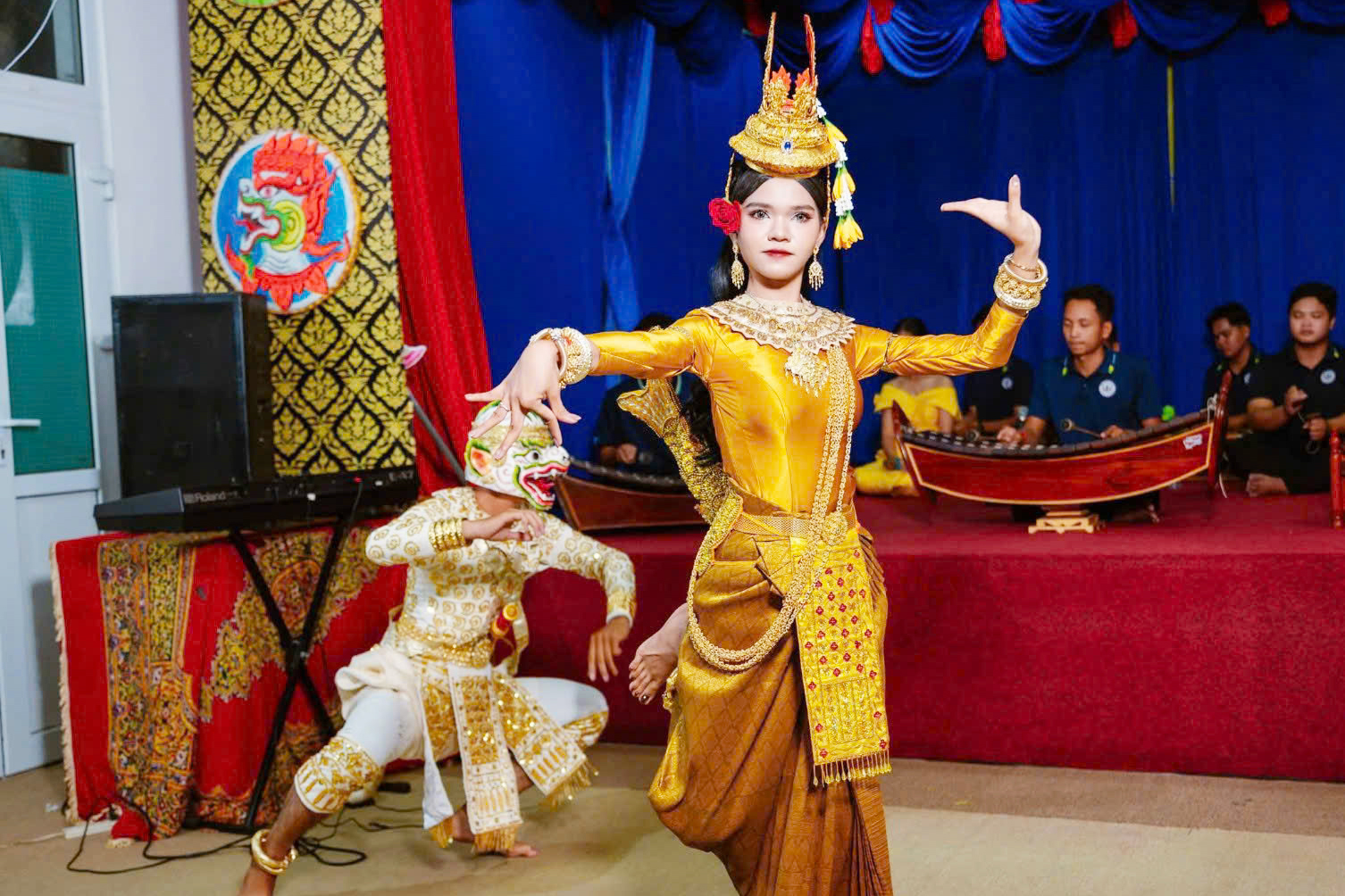 សាកលវិទ្យាល័យត្រាវិញ ចំណុចលេខធ្លោក្នុងការបណ្តុះបណ្តាលវប្បធម៌ខ្មែរនិងបណ្តាគោលនយោបាយអនុគ្រោះពិសេស