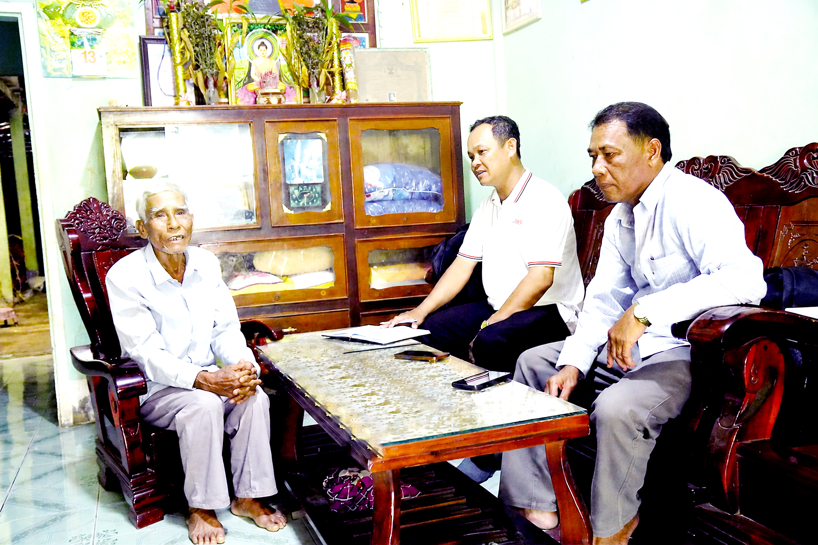 ពង្រីកតួនាទីអ្នកមានប្រិយភាពក្នុងតំបន់ជនជាតិភាគតិចនៅឃុំវិញហាយ