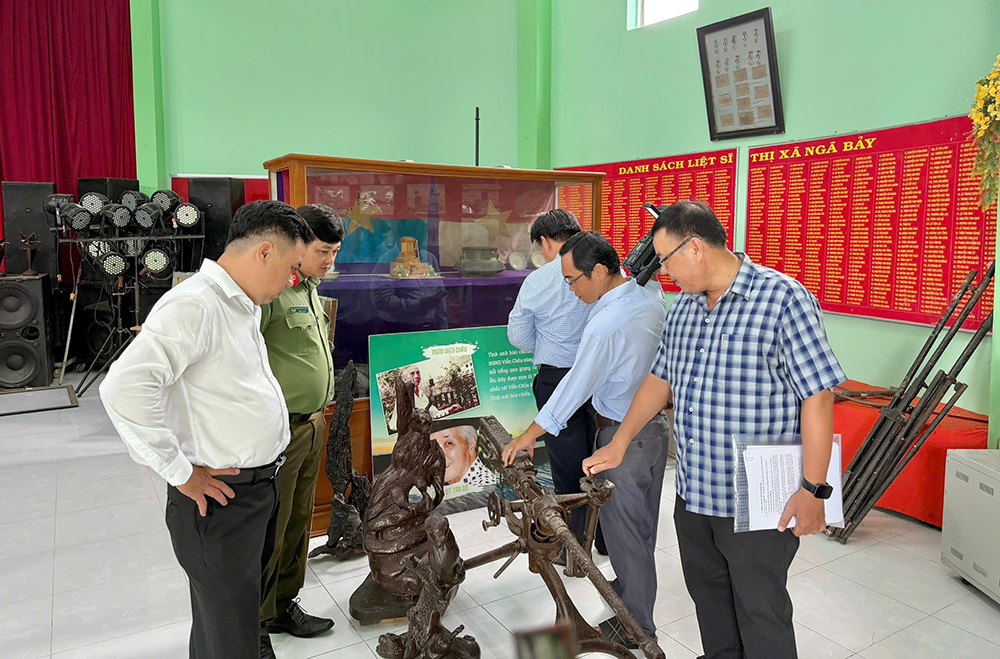 Khảo sát kết quả thực hiện phong trào “Toàn dân đoàn kết xây dựng đời sống văn hóa” tại phường Ngã Bảy