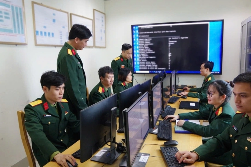 Xây dựng "lá chắn thép" trên không gian mạng trong tình hình mới