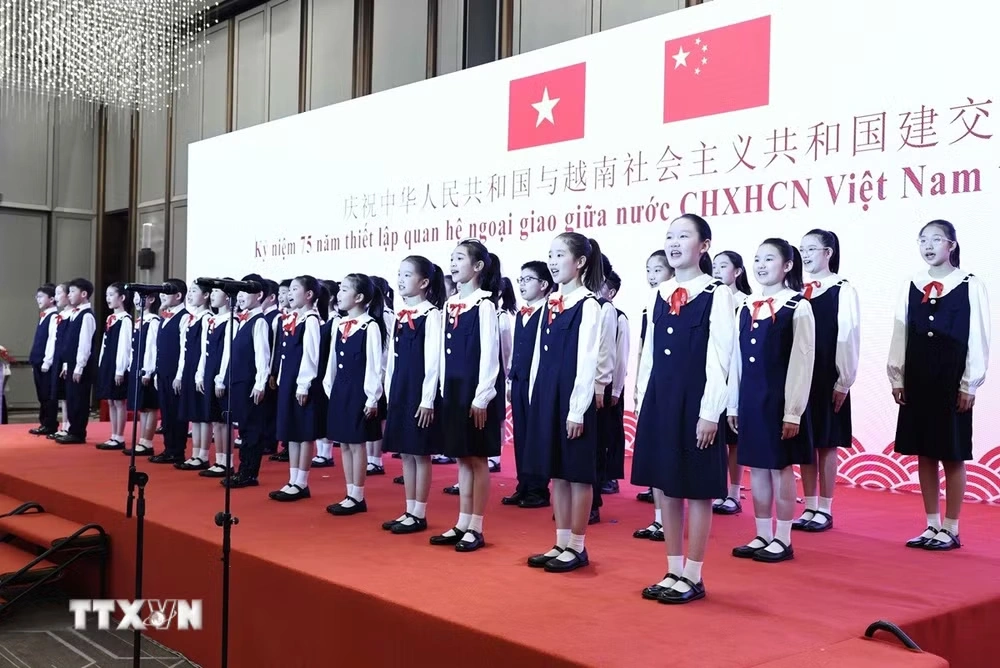 Đổi mới công tác đối ngoại nhân dân, kiến tạo sức mạnh tổng hợp của ngoại giao Việt Nam
