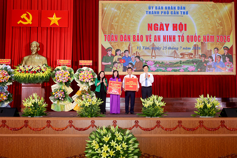 Mỗi người dân phải là một chiến sĩ trên mặt trận an ninh