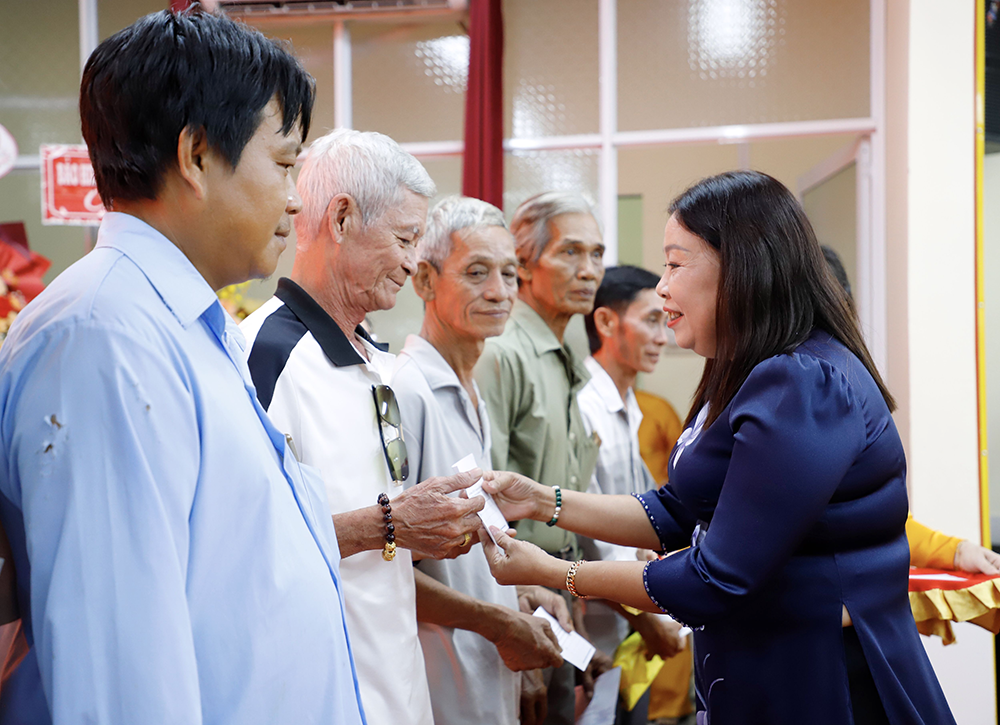 Công nhận xã Nhơn Ái là xã An toàn khu