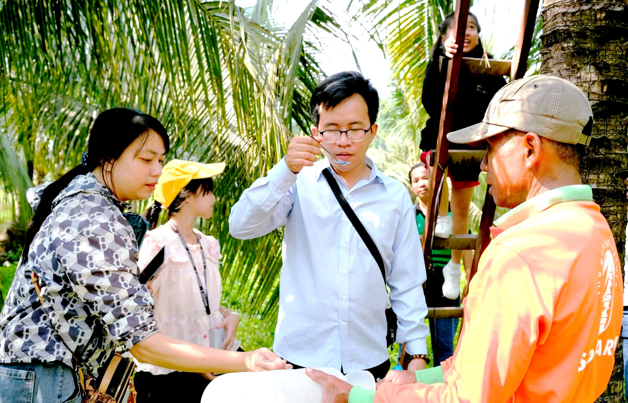 មកកាន់ទីវកឹង ឆ្លងកាត់ពិសោធន៍ "ម៉ាស្សាផ្កាដូង"