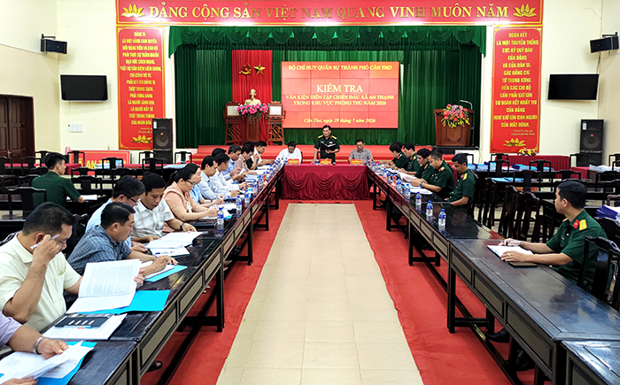 Kiểm tra công tác chuẩn bị diễn tập chiến đấu trong khu vực phòng thủ tại xã An Thạnh