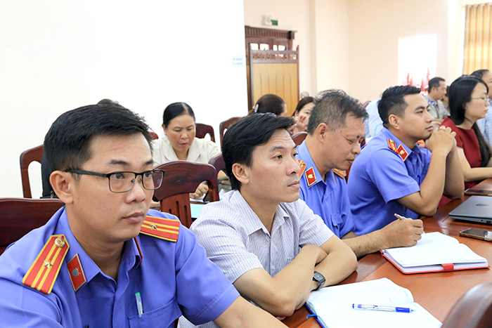Nâng cao nhận thức pháp luật về trách nhiệm bồi thường của Nhà nước cho cán bộ, công chức