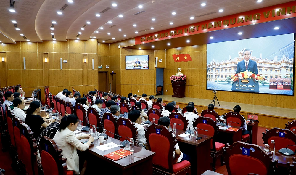 Phát huy vai trò tiên phong của đối ngoại trong kỷ nguyên mới