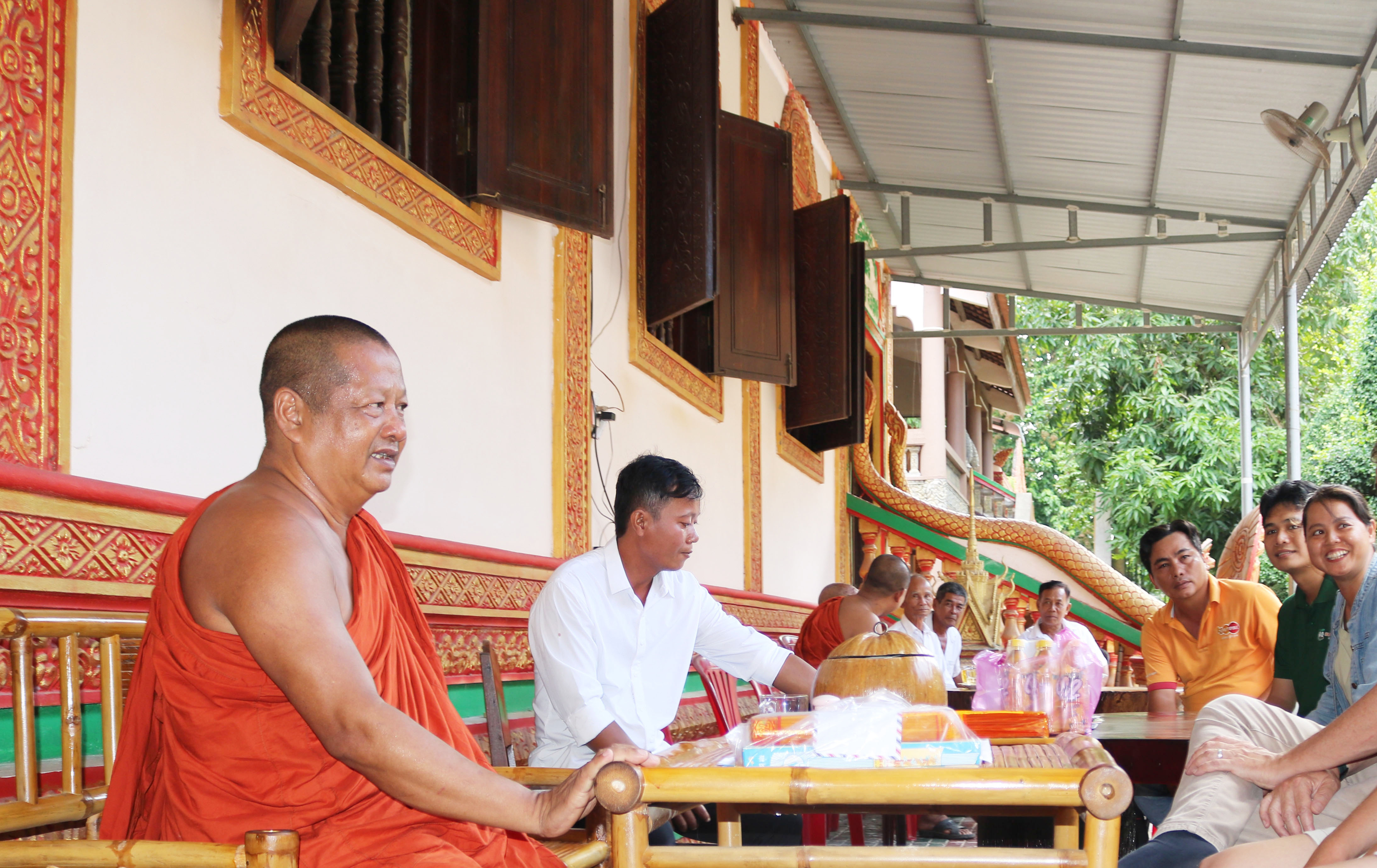 ព្រះតេជព្រះគុណថាច់ហ៊ុង គំរូ "ល្អសង្គម ល្អសាសនា"