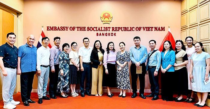 Đoàn công tác TP Cần Thơ làm việc với Đại sứ quán Việt Nam tại Thái Lan