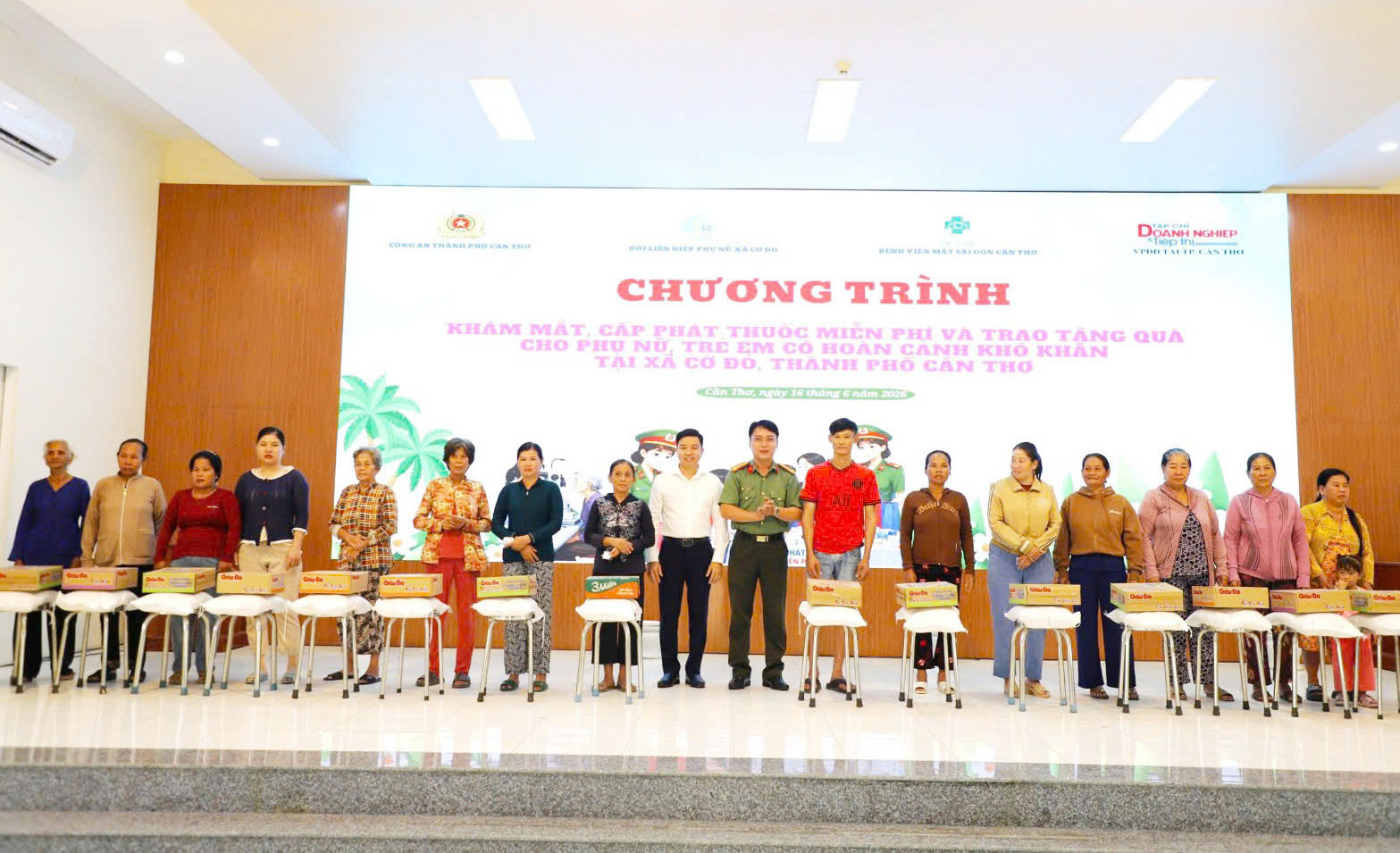 ការយកចិត្តទុកដាក់ចំពោះសមាជិកាជនជាតិខ្មែរ