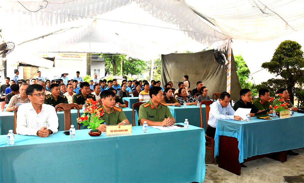 Ban Quản lý Cảng cá Trần Đề tổ chức “Ngày hội toàn dân bảo vệ an ninh Tổ quốc”