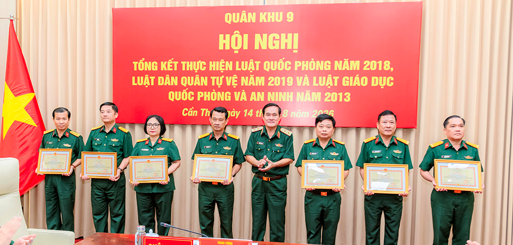 Quân khu 9 tổng kết thực hiện Luật Quốc phòng năm 2018, Luật Dân quân tự vệ năm 2019 và Luật Giáo dục quốc phòng và an ninh năm 2013