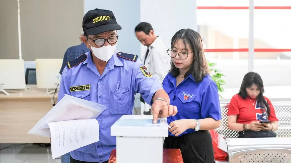 Chặn tin giả trong kỷ nguyên AI