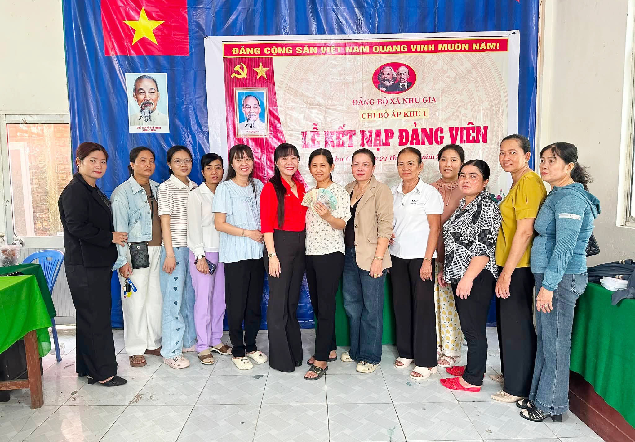 សមាគមសហពន្ធនារីឃុំញូយ៉ា បង្ហាញទម្រង់ "ហ៊ុនទុន - សន្សំសំចៃវិលជុំ"