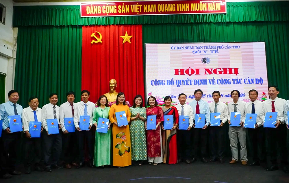TP Cần Thơ: Bổ nhiệm Giám đốc và Phó Giám đốc của 20 bệnh viện đa khoa khu vực