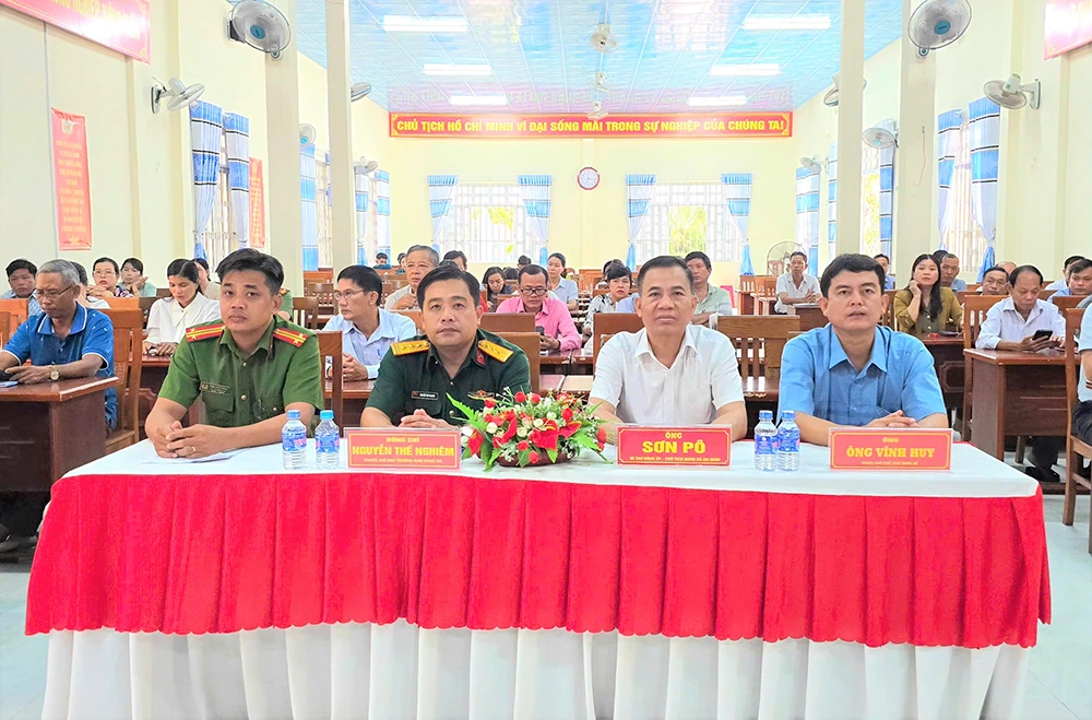 Cập nhật, bồi dưỡng kiến thức quốc phòng và an ninh cho đối tượng 4