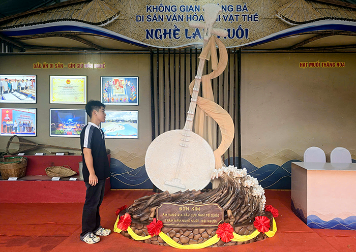 Hành trình di sản nghề muối ở Bạc Liêu