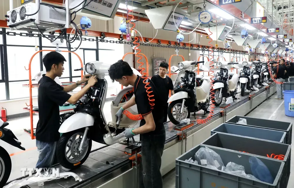 Bài 1: Thành tựu 40 năm Đổi mới và bước chuyển tư duy