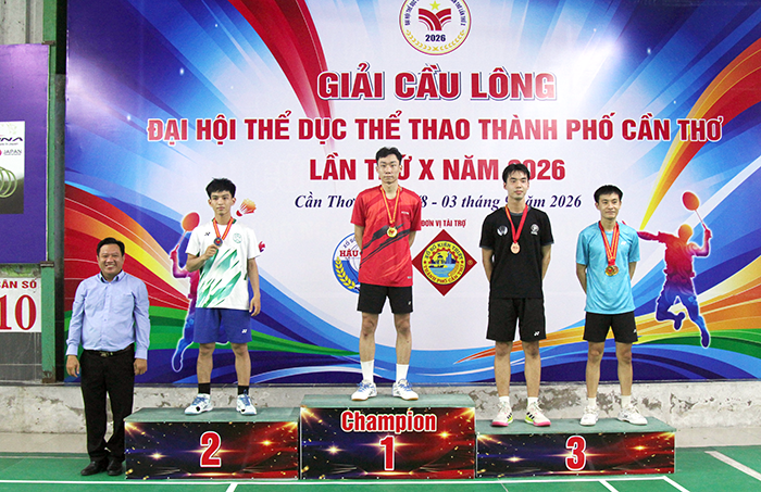 Cụm 4 và Cụm 22 cùng chia ngôi đầu môn Cầu lông Đại hội Thể dục thể thao thành phố
