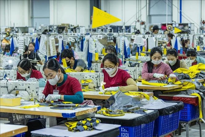 Bài 1: Bước xoay trục chiến lược