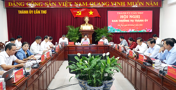 គណៈអចិន្ត្រៃយ៍នៃគណៈកម្មាធិរបក្សទីក្រុងកឹងធើ ឯកភាពគោលការណ៍អនុវត្តសំណង់ គម្រោង និងបញ្ហាសំខាន់ៗមួយចំនួន