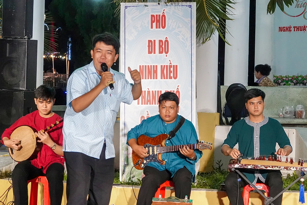 Bền bỉ giữ hồn cốt di sản