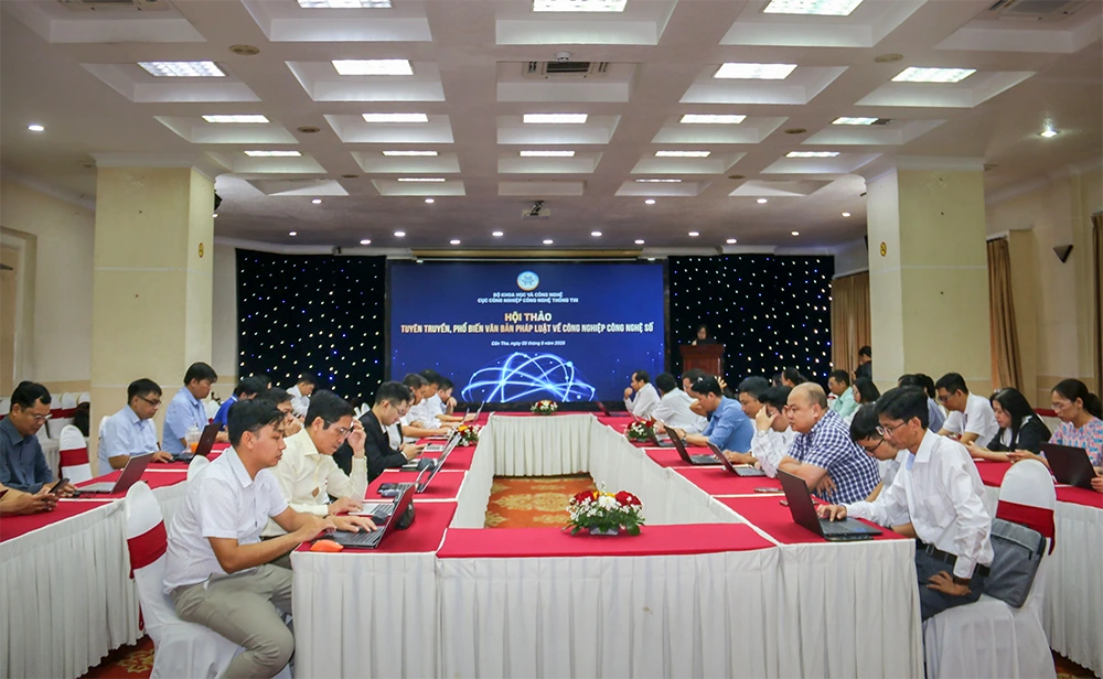 Phổ biến văn bản pháp luật về công nghiệp công nghệ số và trí tuệ nhân tạo