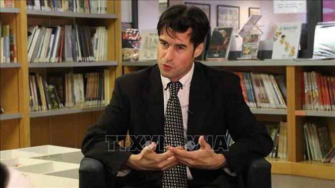 Young generation injects new vitality into Vietnam-France relations: French professor