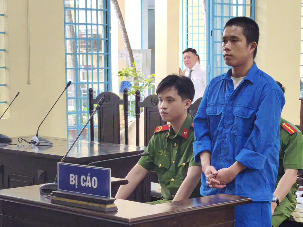 Lãnh án tù vì tái phạm sử dụng trái phép chất ma túy