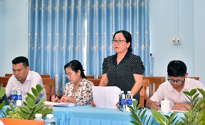Quan tâm hỗ trợ hồ sơ, thủ tục cho các hộ kinh doanh cá thể, doanh nghiệp