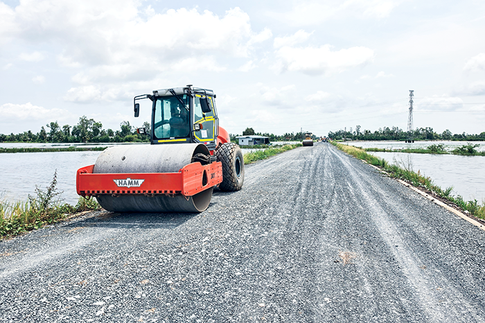 Đẩy nhanh tiến độ các công trình giao thông
