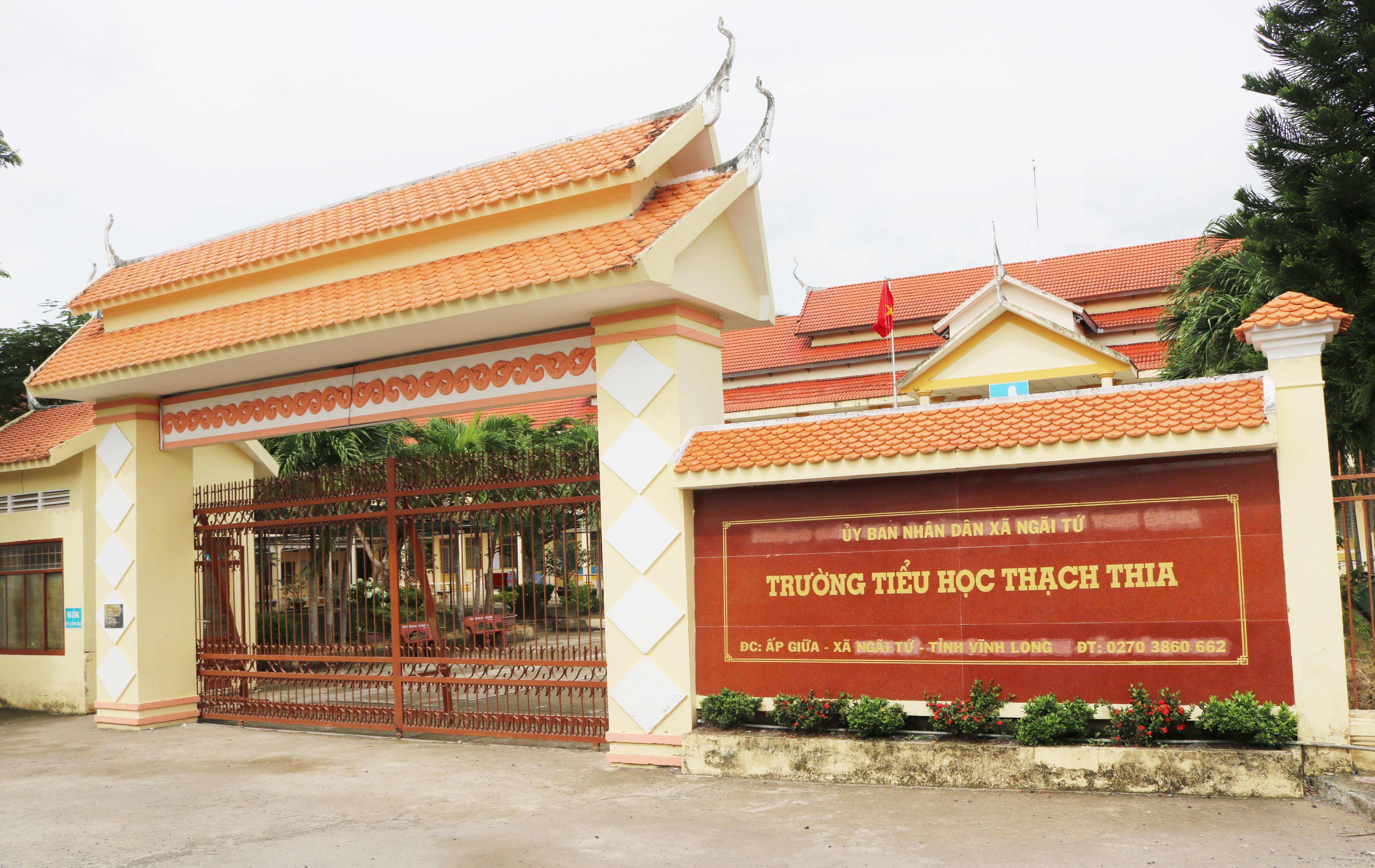 សាលារៀនសម្រេចបទដ្ឋានជាតិ