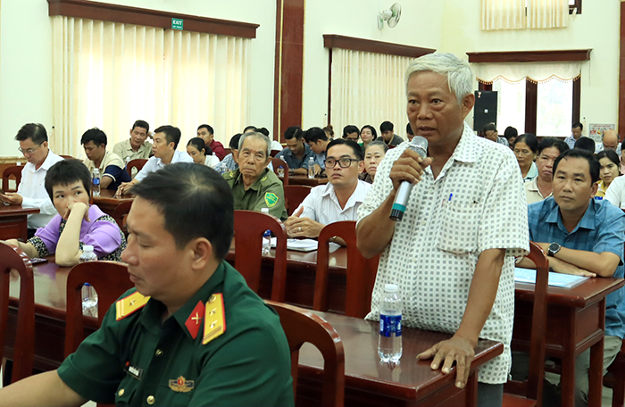 Cử tri kiến nghị nhiều vấn đề liên quan đến xây dựng đường giao thông